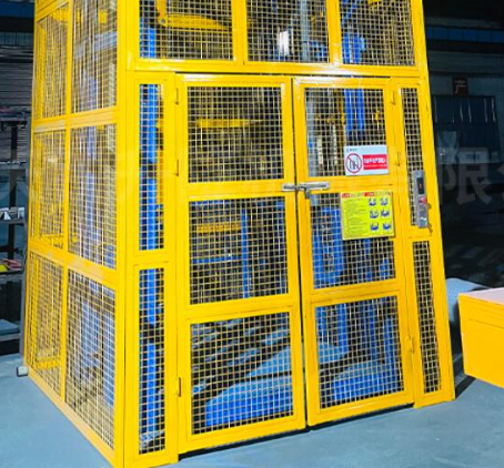 高陵货梯可以安装在室外吗